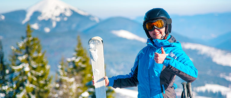 how to stay safe while skiing and snowboarding