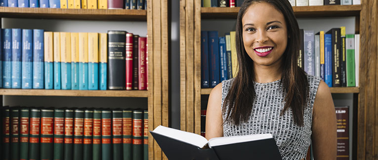 Understanding the College and University System in the U.S. Understanding the College and University System in the U.S.