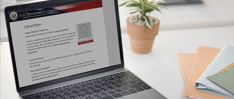 DS-160 Form Guide: Upload Photo, Preparer of Application